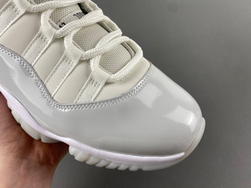 Air Jordan 11 “Grand Finale” (Sail) AR0715-110