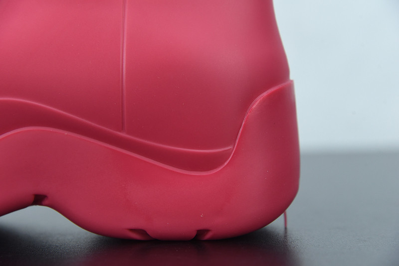 Bo*te*ga ve*ne*ta sneaker