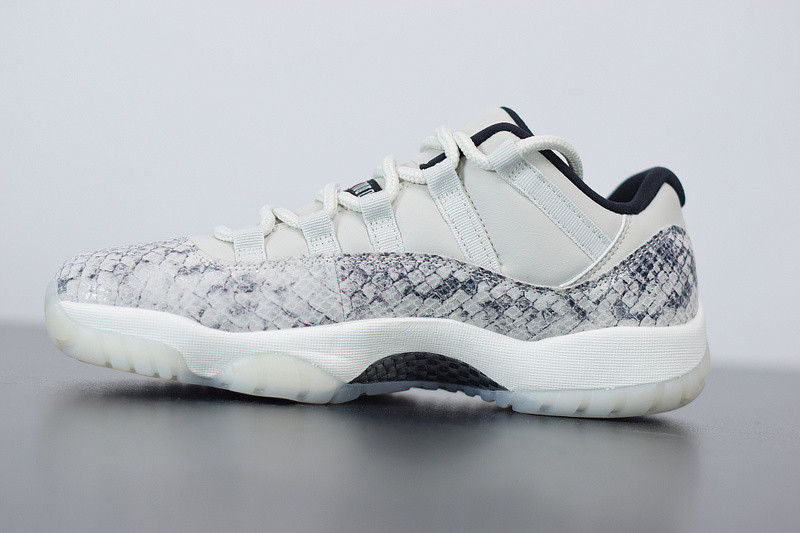 air jordan 11 low snakeskin “light bone” cd6846-002