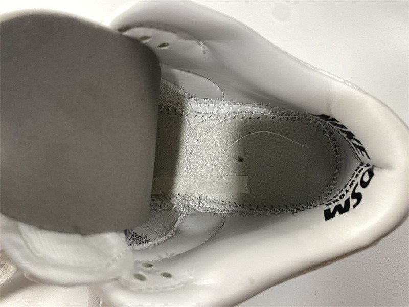 dover street market x nike sb dunk low dh2686-100