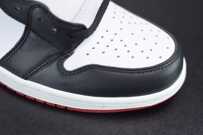 air jordan 1 retro high og "black toe 2016 release" 555088-125