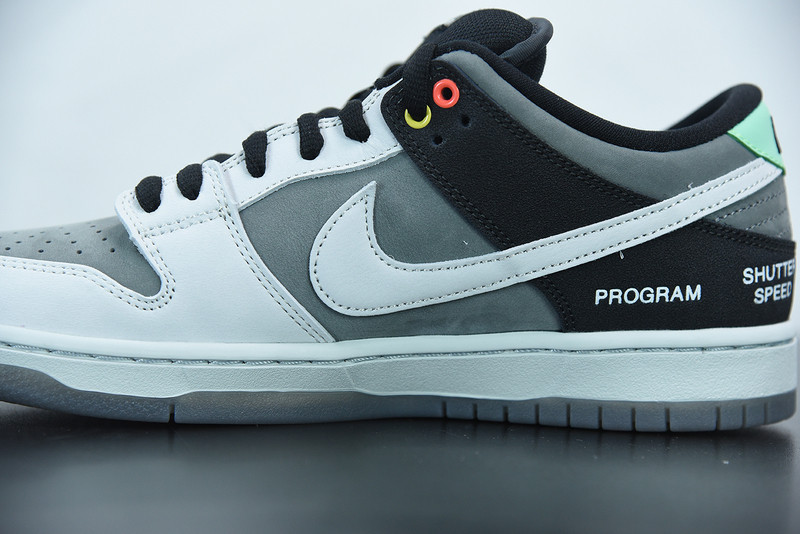 nike dunk low “camcorder” cv1659-001
