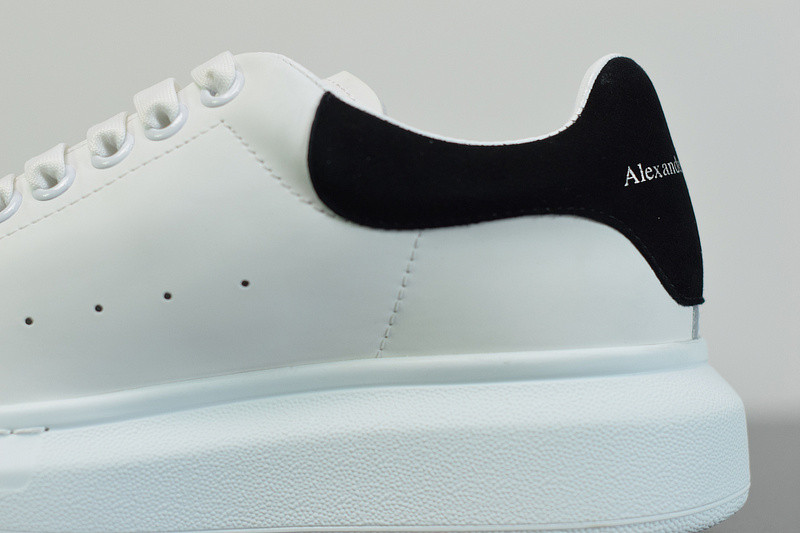 alexer mceen sneakers