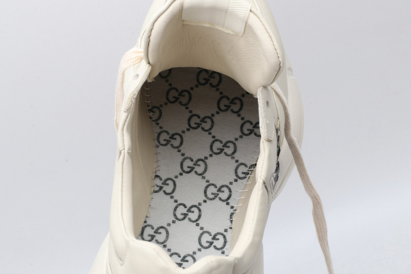 g*u*i rhyton sneaker