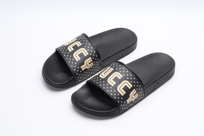 g*u*i sandals