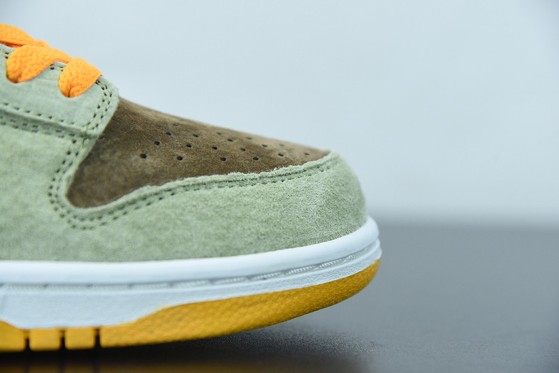 nike sb dunk low “dusty olive” dh5360-300