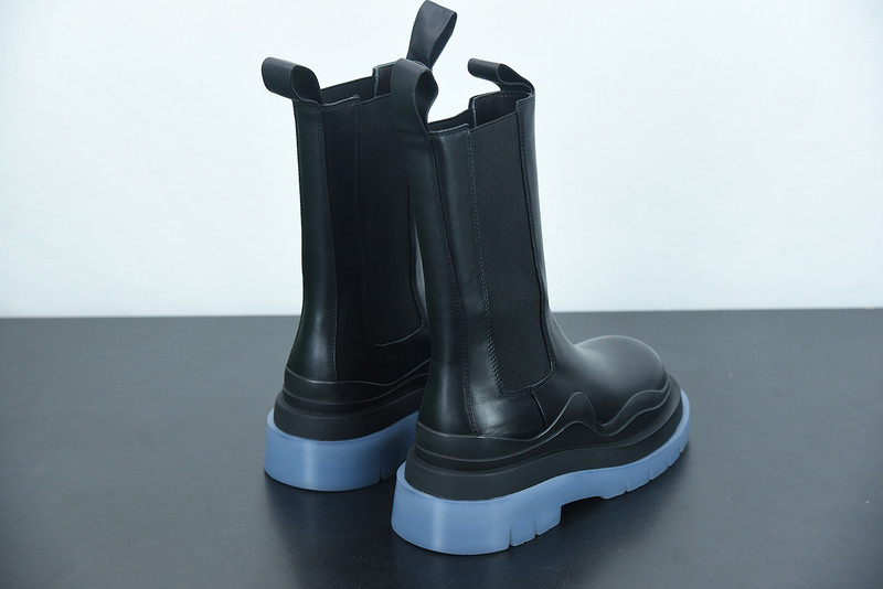 Bo*te*ga ve*ne*ta sneaker