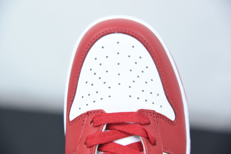 nike sb dunk low x bear x valentine dd1391-002