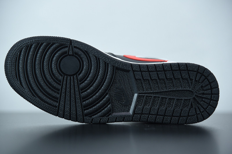 air jordan 1 mid black chile red white 554724-075