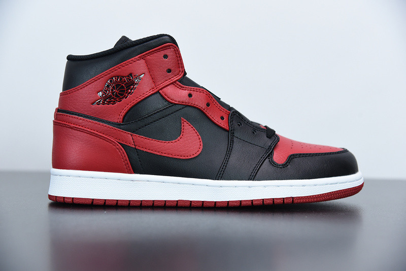 air jordan 1 mid ''banned'' 554724-074