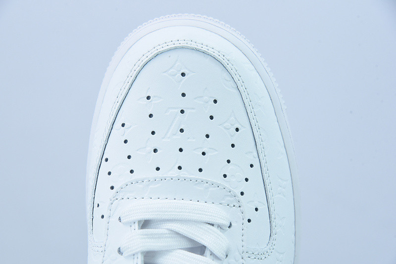 lvt x nike air force1