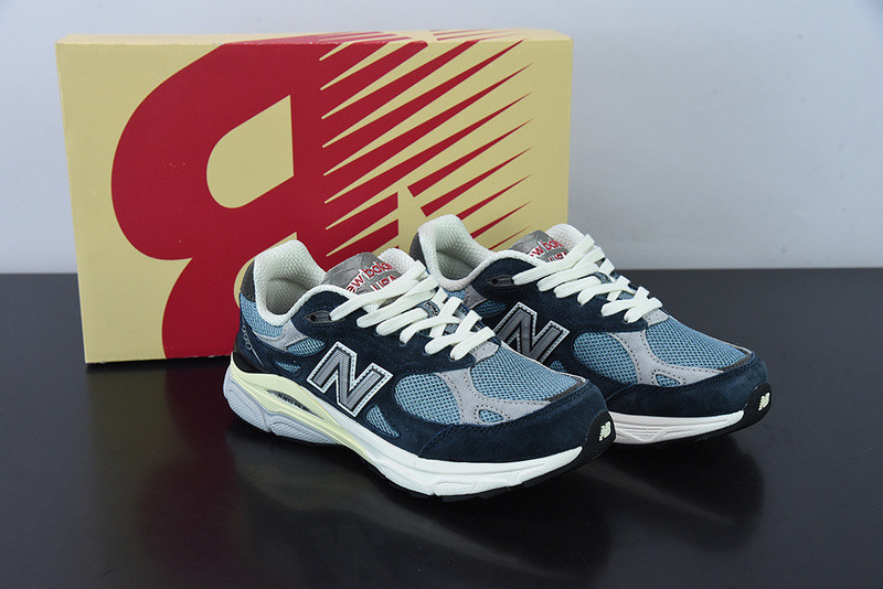 new balance sneaker