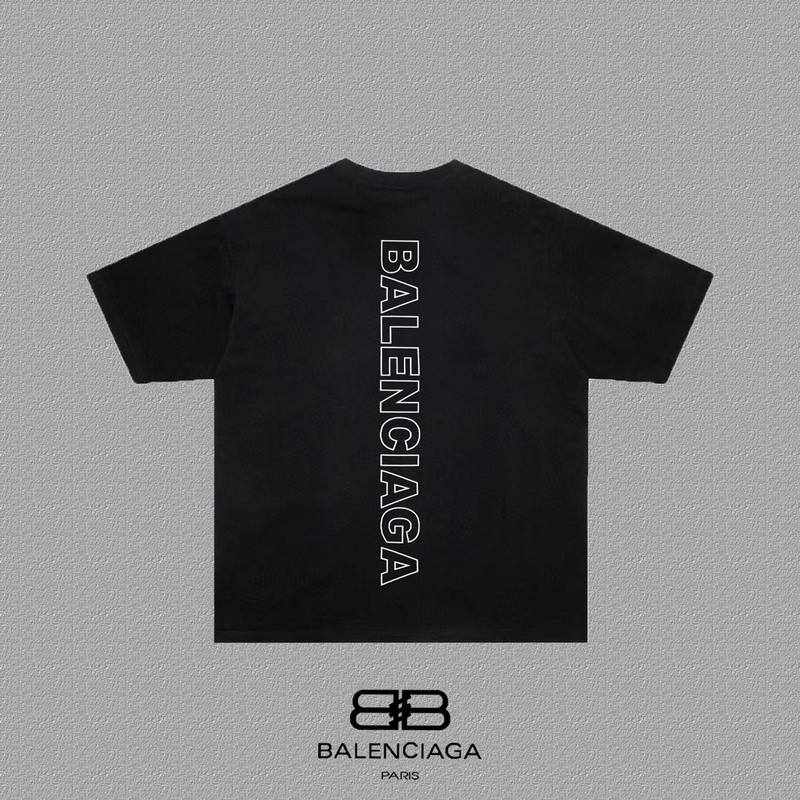 Ba*len*cia*ga clothes