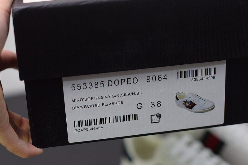 g*u*i ace embroidered low-top sneaker