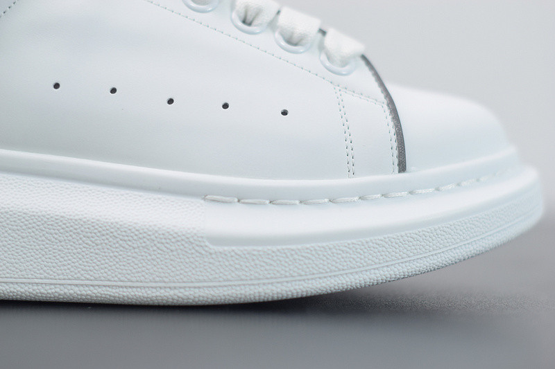 alexer mceen sneakers