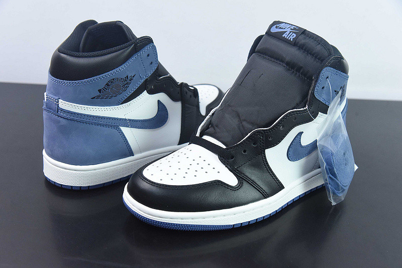 air jordan 1 retro high og &quot;blue moon&quot; 555088-115