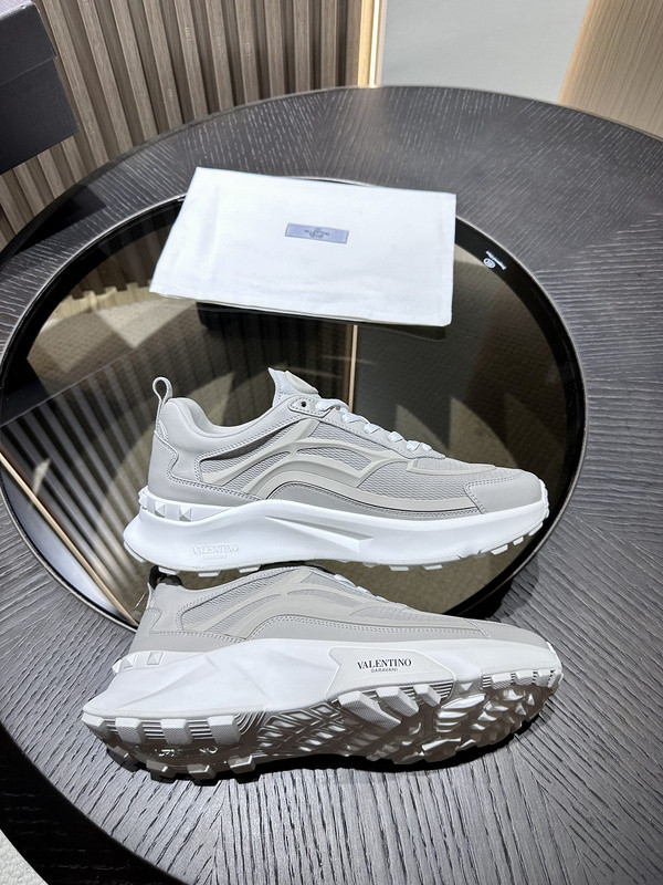 valentino sneaker