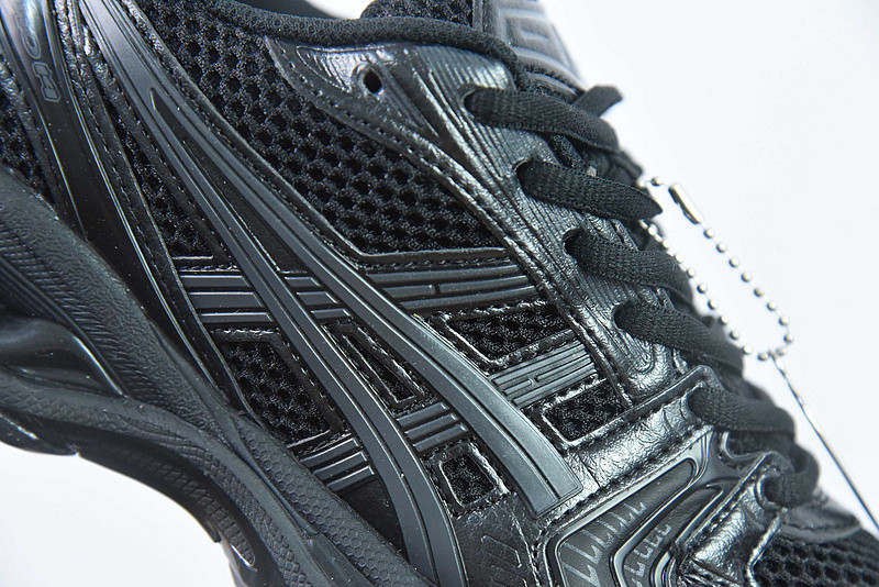 As*ic*s gel kayano 14 
