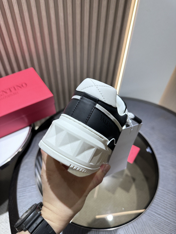 valentino sneaker