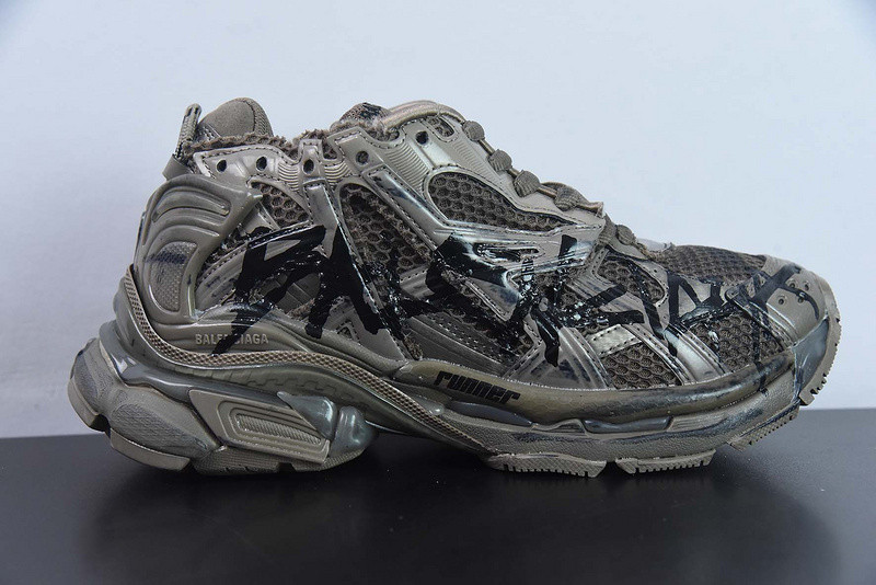 Ba*len*cia*ga runner sneaker