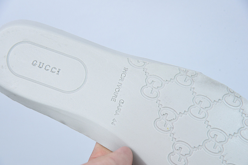 g*u*i rhyton sneaker