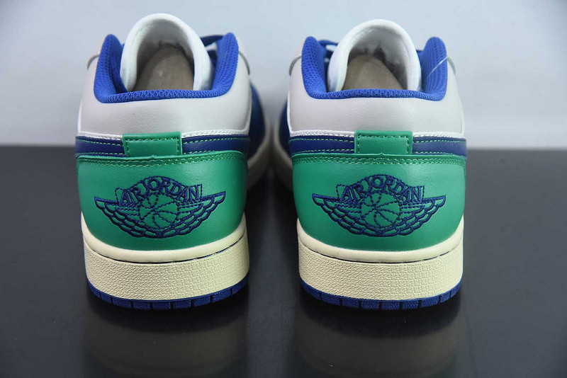 Air Jordan 1 Low “Seahawks” 553558-147