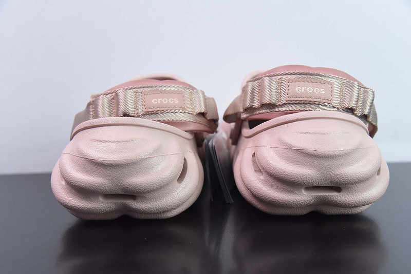 Cr*0*s echo clog pink clay 207937-6ty