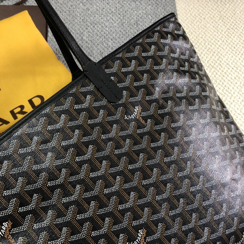 GOYARD PURSE