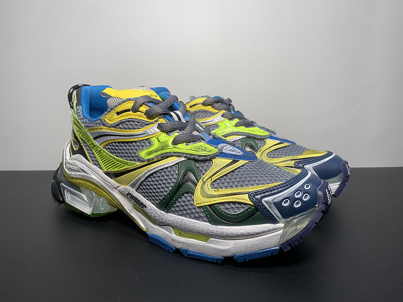 Ba*len*cia*ga runner sneaker