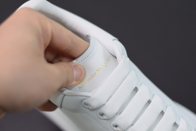 alexer mceen sneakers