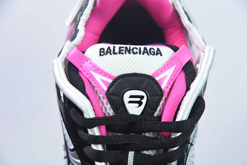 Ba*len*cia*ga runner sneaker