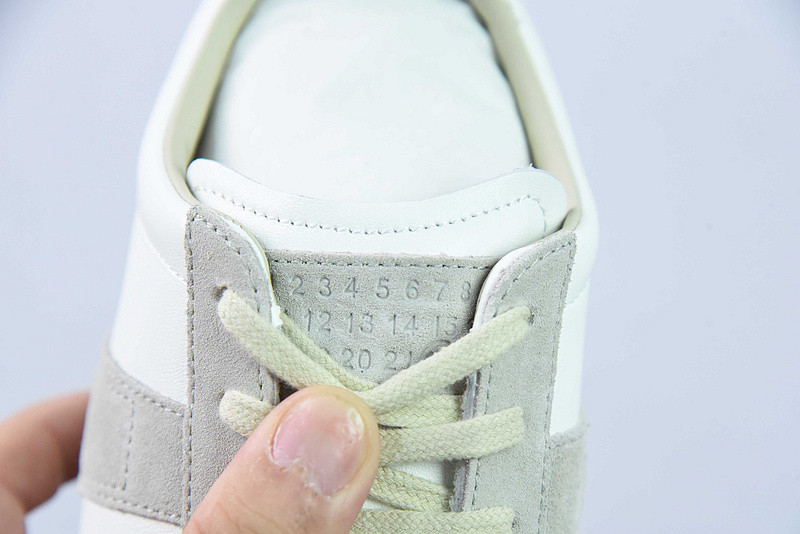 ma*s*n Ma*i*la sneaker