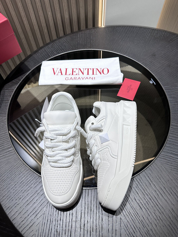 valentino sneaker