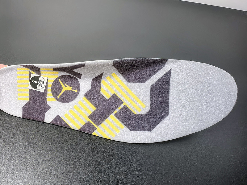 Air Jordan 5 “Tokyo” IO3372-700