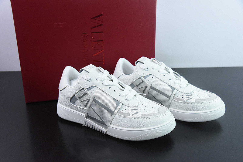 valentino sneaker