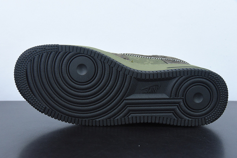 lvt x nike air force1