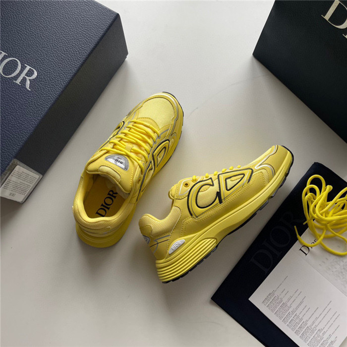 dio* sneaker