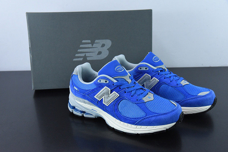 new balance sneaker