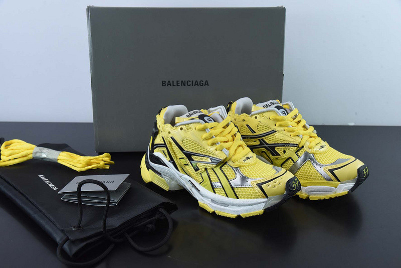 Ba*len*cia*ga runner sneaker