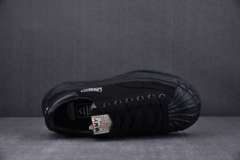 Ma*s*n mihara yasuhiro sneaker