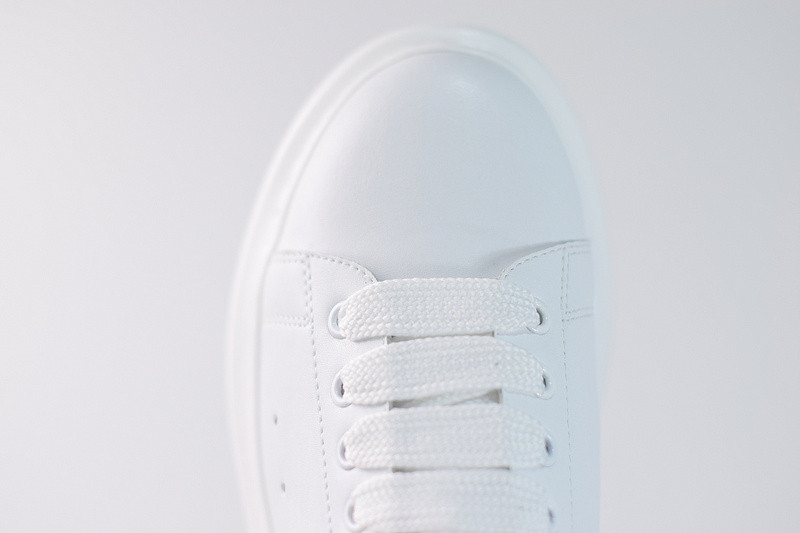 alexer mceen sneakers