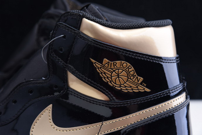 air jordan 1 retro high og “black gold” 555088-032